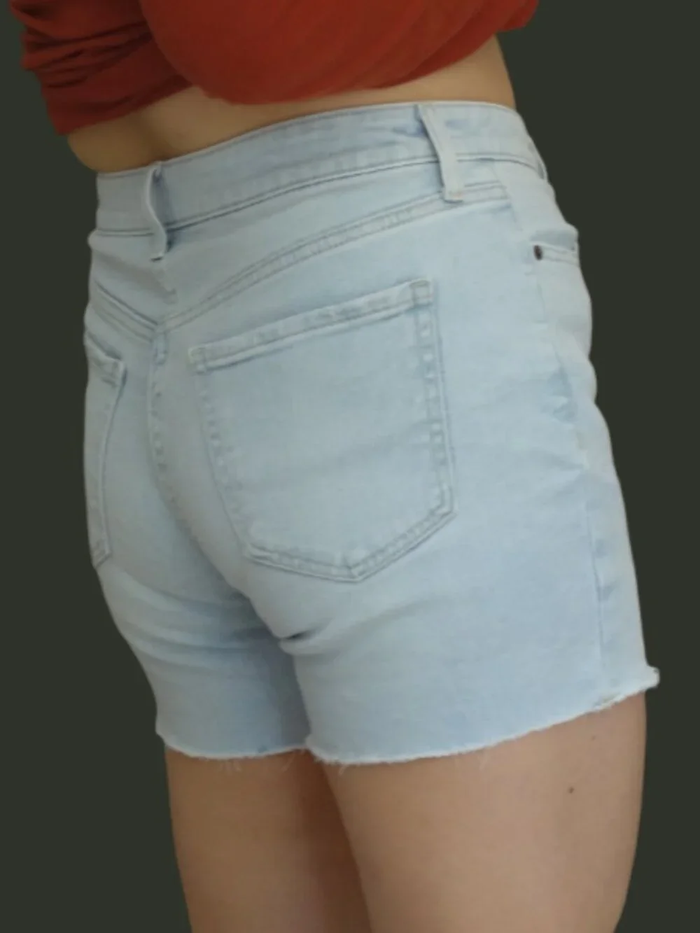 Old Navy High-Rise OG Straight Light Wash Denim Shorts 4.5
